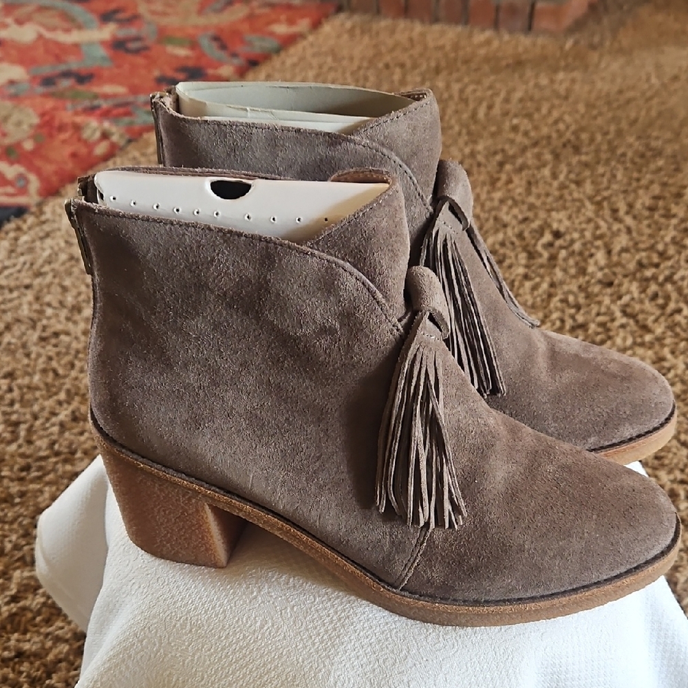 UGG Taupe Suede Tassel Ankle Booties Sz 10 NWOT